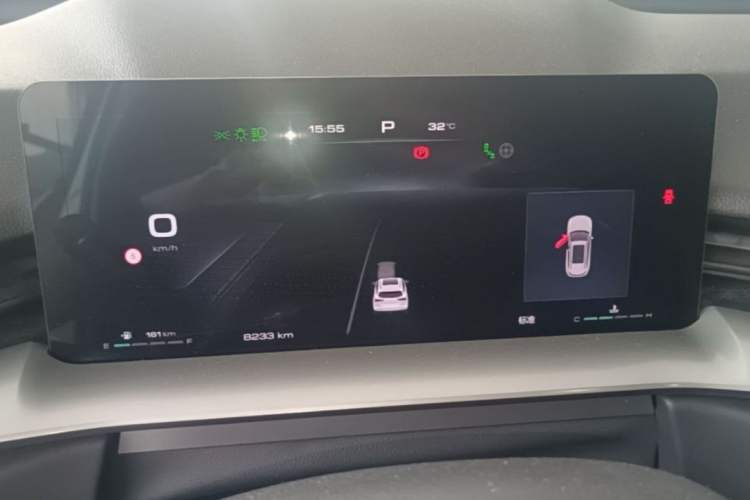 Used Haval H6 2024 1.5T Two-Wheel Drive Ultra Odometer Close Up