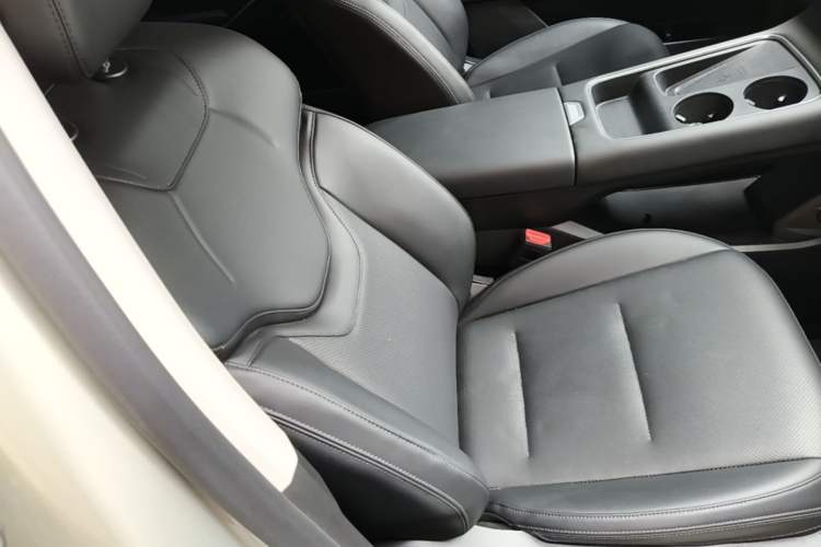 Used Haval H6 2024 1.5T Two-Wheel Drive Ultra Right Front Seat