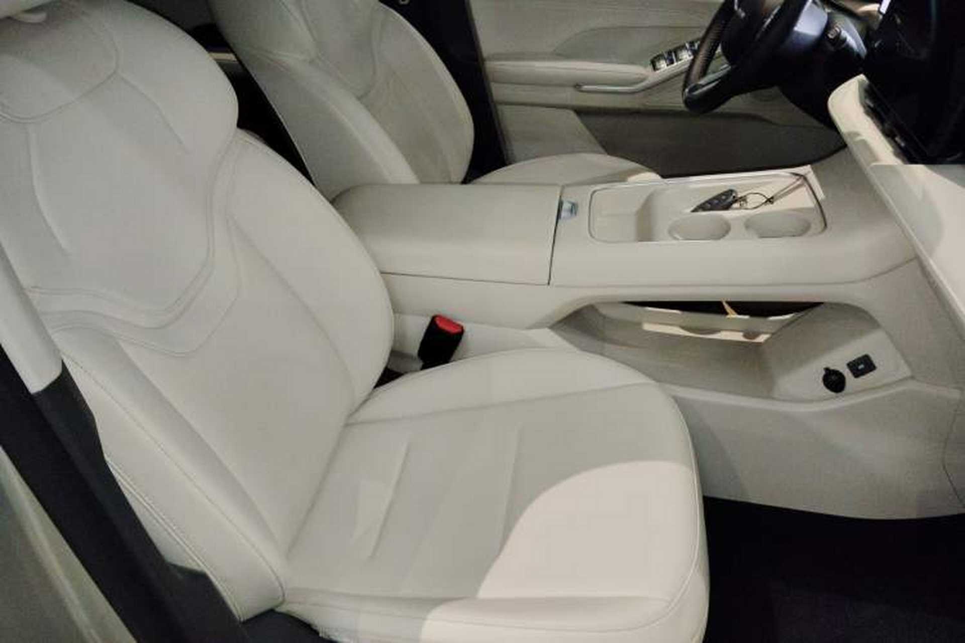 Used Haval H6 2024 2.0T All-Wheel Drive Max Right Front Seat