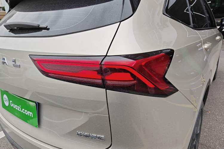 Used Haval H6 2024 1.5T Two-Wheel Drive Ultra Right Rear Taillight