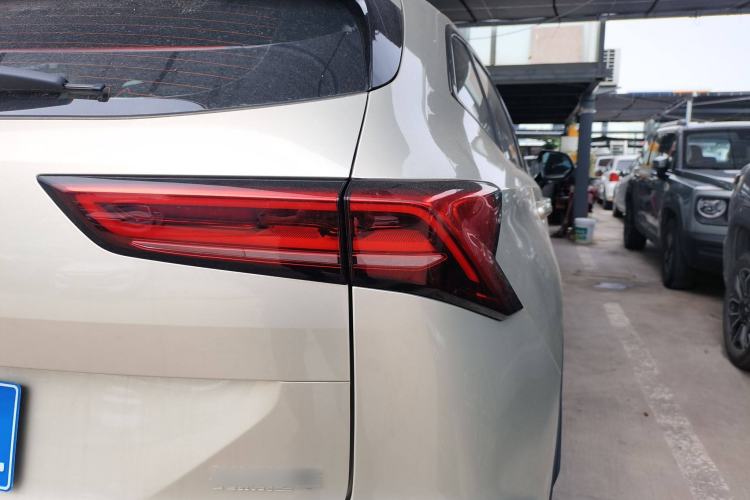 Used Haval H6 2024 1.5T Two-Wheel Drive Ultra Right Rear Taillight