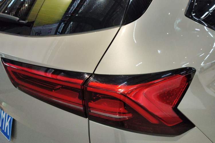 Used Haval H6 2024 2.0T All-Wheel Drive Max Right Rear Taillight