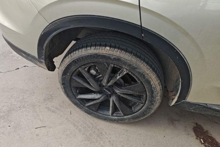Used Haval H6 2024 1.5T Two-Wheel Drive Ultra Right Rear Wheel Hub