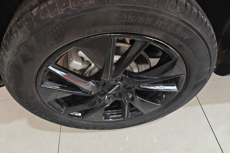 Used Haval H6 2024 1.5T Two-Wheel Drive Max Right Rear Wheel Hub