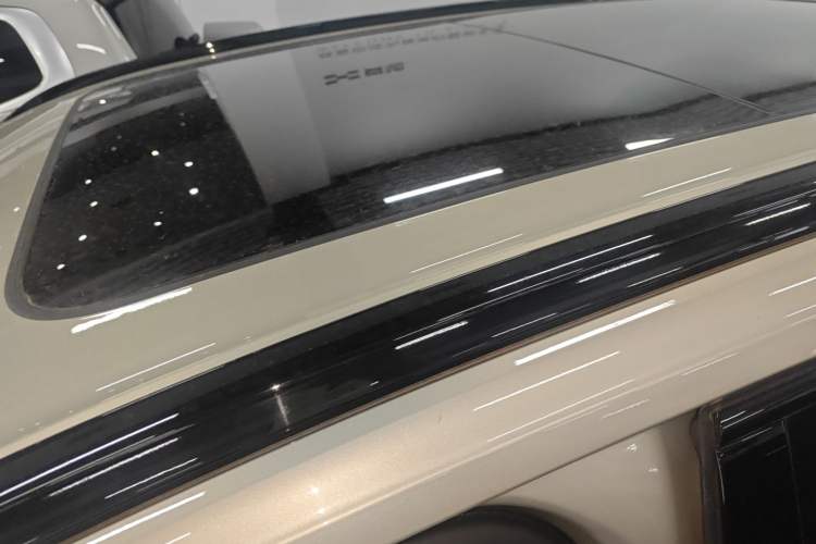 Used Haval H6 2024 1.5T Two-Wheel Drive Ultra Roof