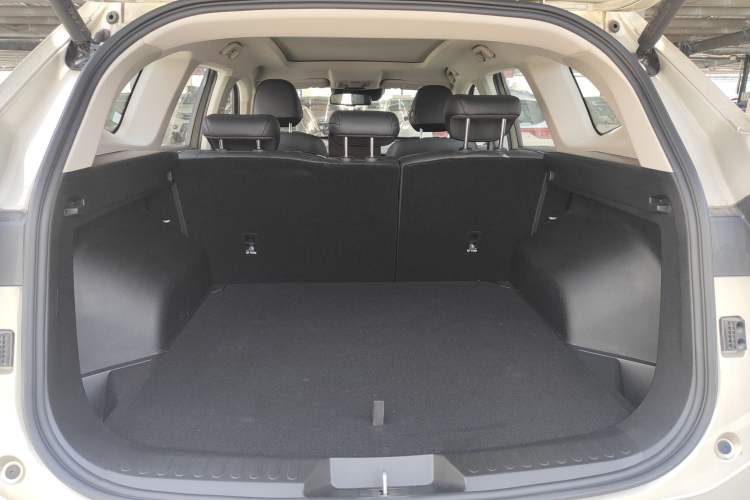 Used Haval H6 2024 1.5T Two-Wheel Drive Ultra Trunk
