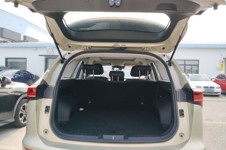 Used Haval H6 2024 1.5T Two-Wheel Drive Pro Trunk