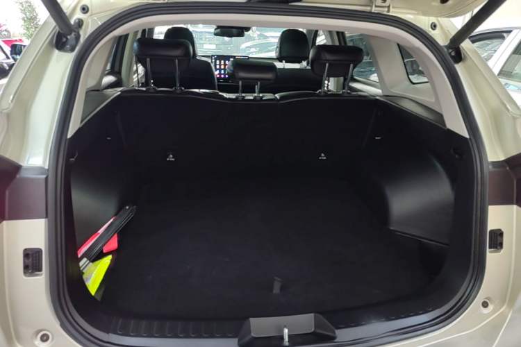 Used Haval H6 2024 1.5T Two-Wheel Drive Ultra Trunk