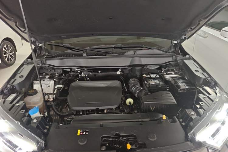 Used Haval H6 2024 1.5T Two-Wheel Drive Max Engine Bay
