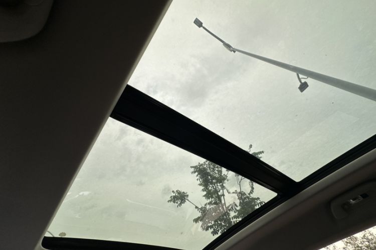 Used Haval H6 2024 1.5T Two-Wheel-Drive Classic Edition Headliner