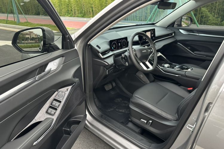 Used Haval H6 2024 1.5T Two-Wheel-Drive Classic Edition Interior 2