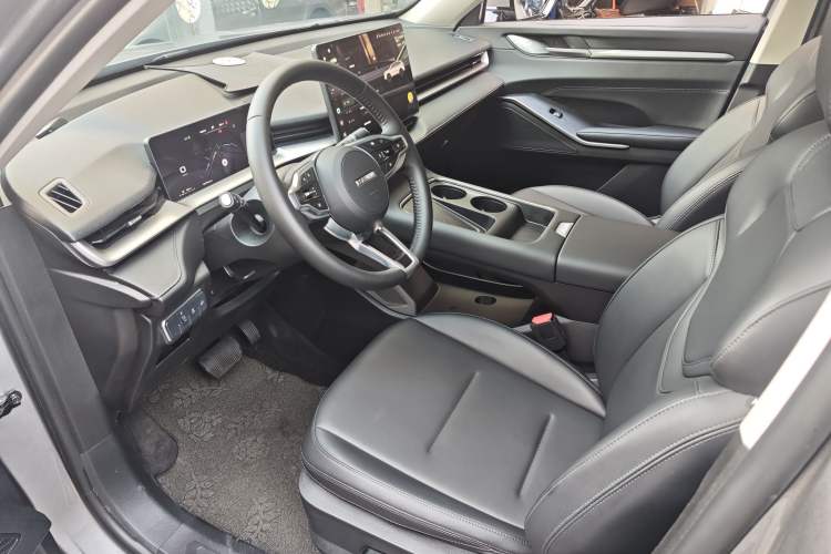 Used Haval H6 2024 1.5T Two-Wheel Drive Pro Interior 3