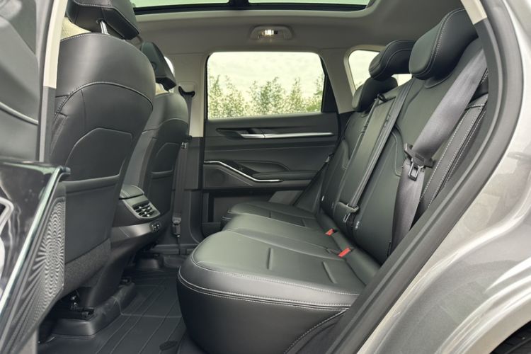 Used Haval H6 2024 1.5T Two-Wheel-Drive Classic Edition Interior 3