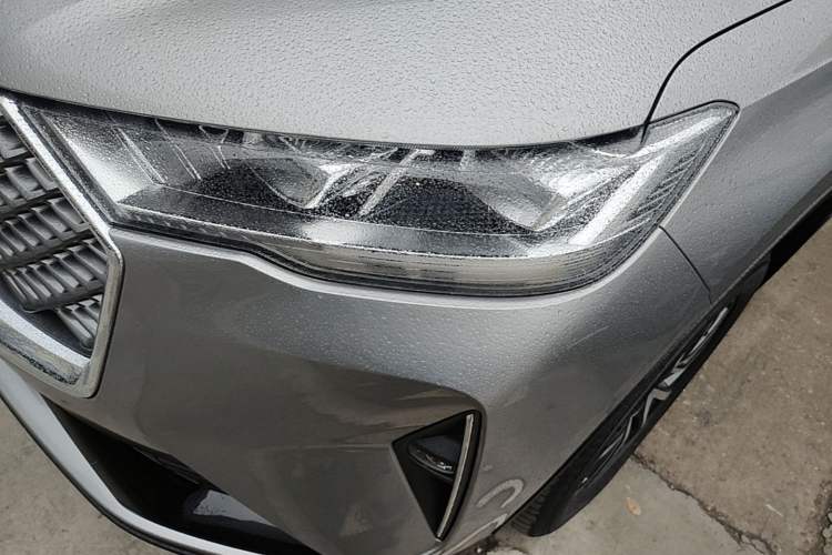Used Haval H6 2024 1.5T Two-Wheel-Drive Classic Edition Left Front Headlight