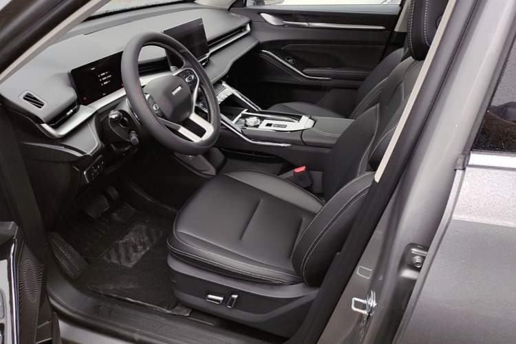 Used Haval H6 2024 1.5T Two-Wheel-Drive Classic Edition Left Front Seat