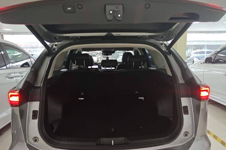 Used Haval H6 2024 1.5T Two-Wheel Drive Max Trunk