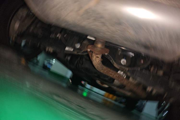Used Haval H6 2024 1.5T Two-Wheel Drive Ultra Chassis Rear