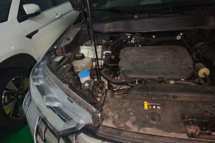 Used Haval H6 2024 1.5T Two-Wheel Drive Ultra Engine Bay Right