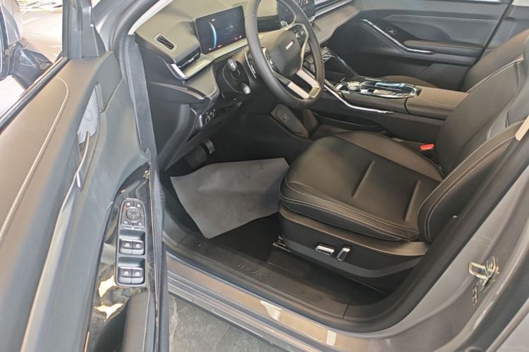 Used Haval H6 2024 1.5T Two-Wheel-Drive Classic Edition Driver Seat