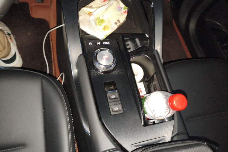 Used Haval H6 2024 1.5T Two-Wheel Drive Pro Gear Lever