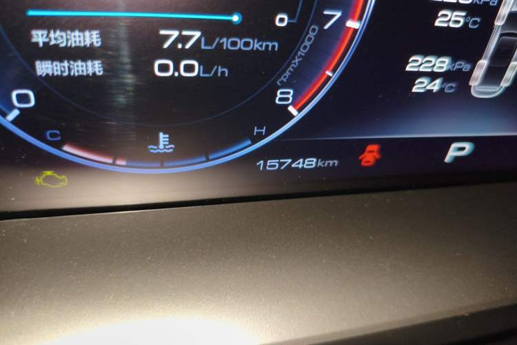 Used Haval H6 2024 1.5T Two-Wheel Drive Pro Odometer Close Up