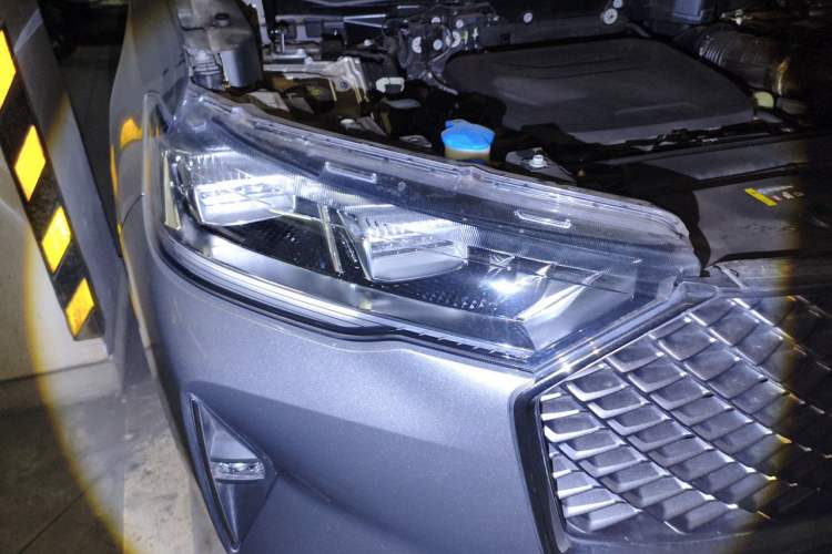 Used Haval H6 2024 1.5T Two-Wheel Drive Pro Right Front Headlight