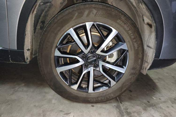 Used Haval H6 2024 1.5T Two-Wheel Drive Pro Right Front Wheel Hub