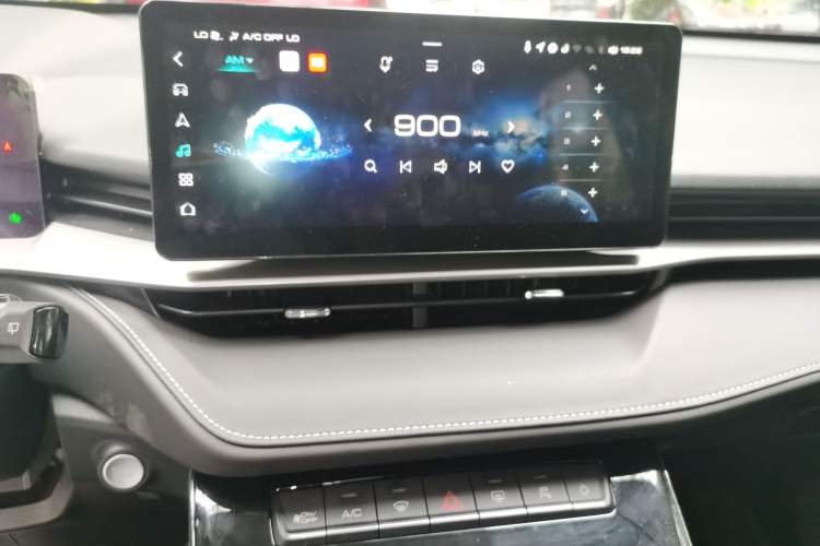 Used Haval H6 2024 1.5T Two-Wheel-Drive Classic Edition Audio And AC Panel