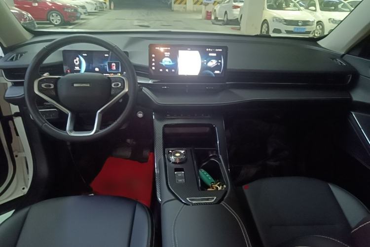 Used Haval H6 2024 1.5T Two-Wheel-Drive Classic Edition Center Console