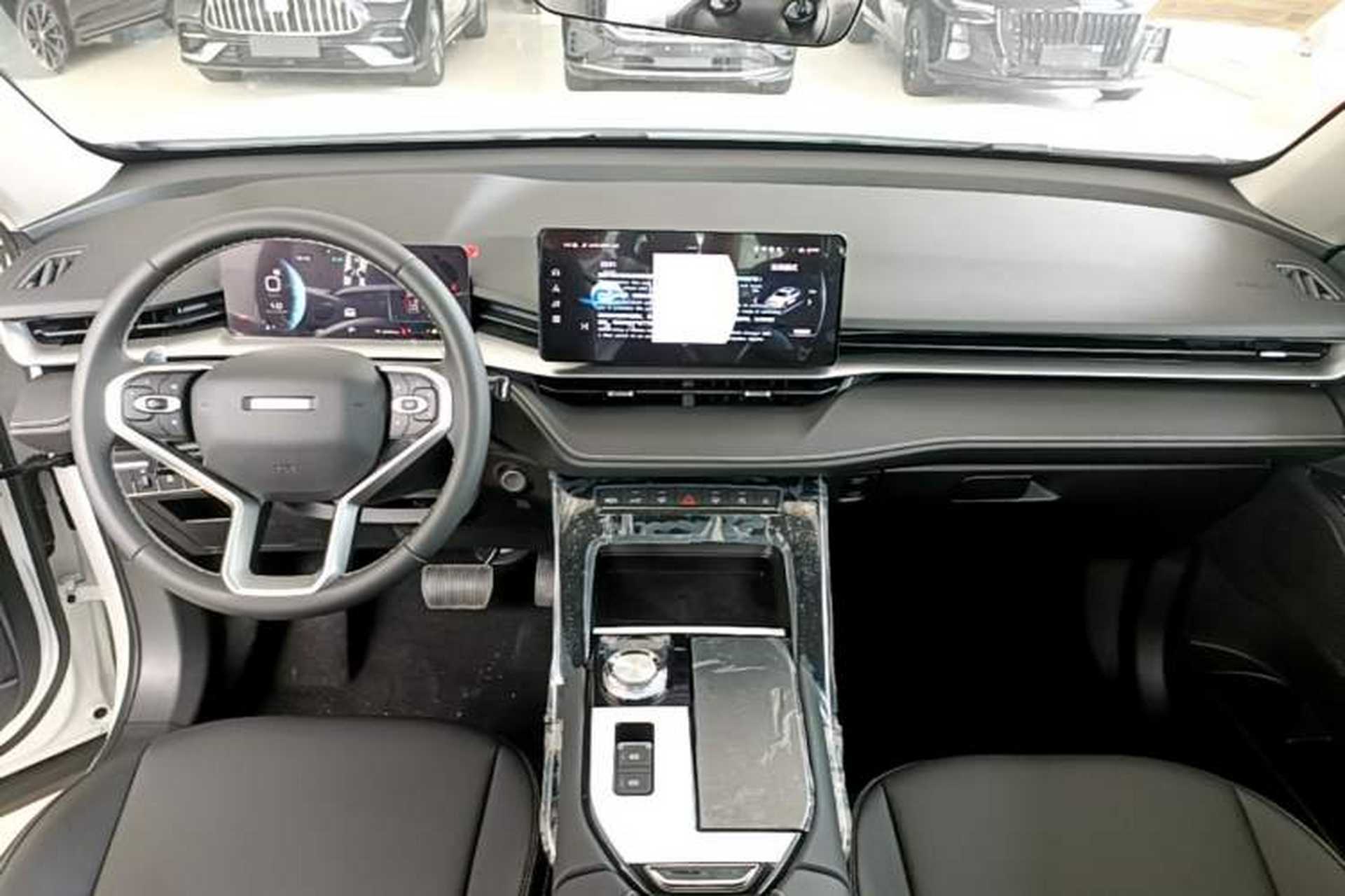 Used Haval H6 2024 1.5T Two-Wheel-Drive Classic Edition Center Console