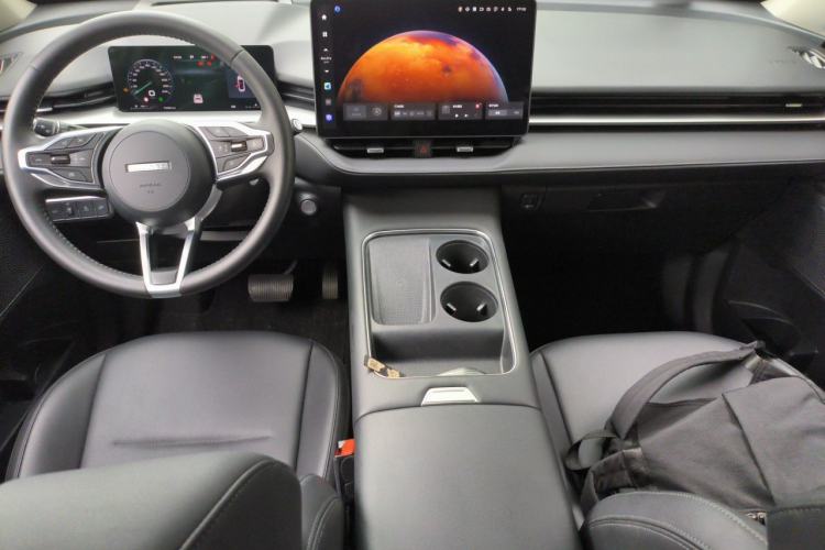 Used Haval H6 2024 1.5T Two-Wheel Drive Max Center Console