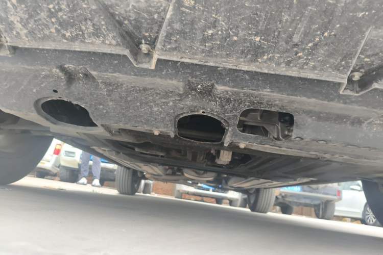 Used Haval H6 2024 1.5T Two-Wheel-Drive Classic Edition Chassis Front