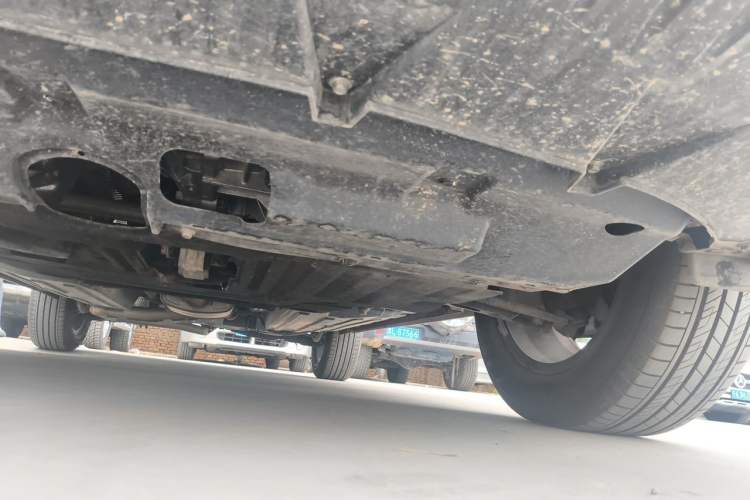 Used Haval H6 2024 1.5T Two-Wheel-Drive Classic Edition Chassis Front Left