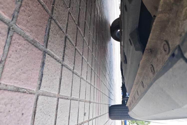 Used Haval H6 2024 1.5T Two-Wheel-Drive Classic Edition Chassis Front Left