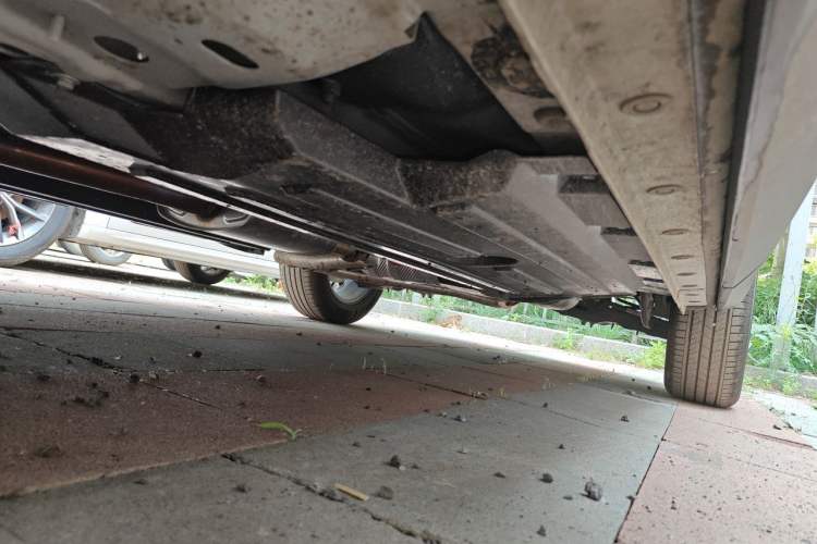 Used Haval H6 2024 1.5T Two-Wheel-Drive Classic Edition Chassis Front Left
