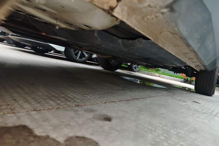 Used Haval H6 2024 1.5T Two-Wheel-Drive Classic Edition Chassis Front Left