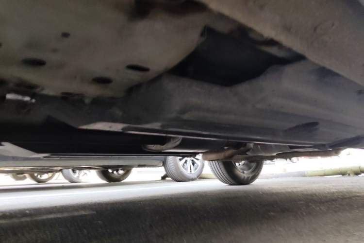 Used Haval H6 2024 1.5T Two-Wheel-Drive Classic Edition Chassis Front Left