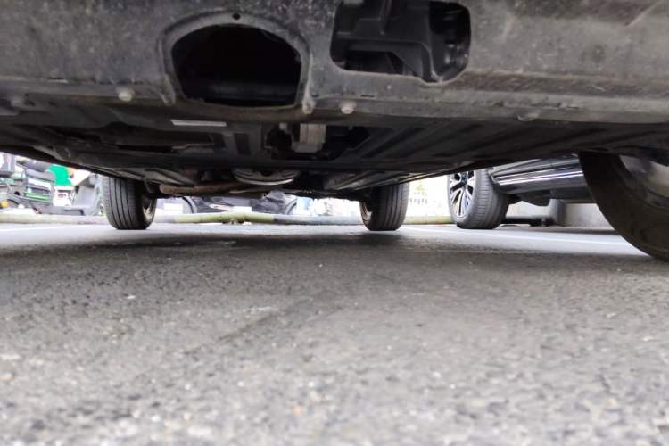 Used Haval H6 2024 1.5T Two-Wheel-Drive Classic Edition Chassis Front