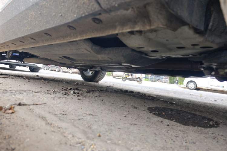 Used Haval H6 2024 1.5T Two-Wheel-Drive Classic Edition Chassis Front Right