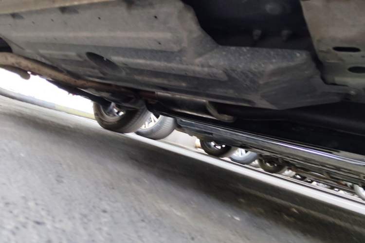 Used Haval H6 2024 1.5T Two-Wheel-Drive Classic Edition Chassis Front Right
