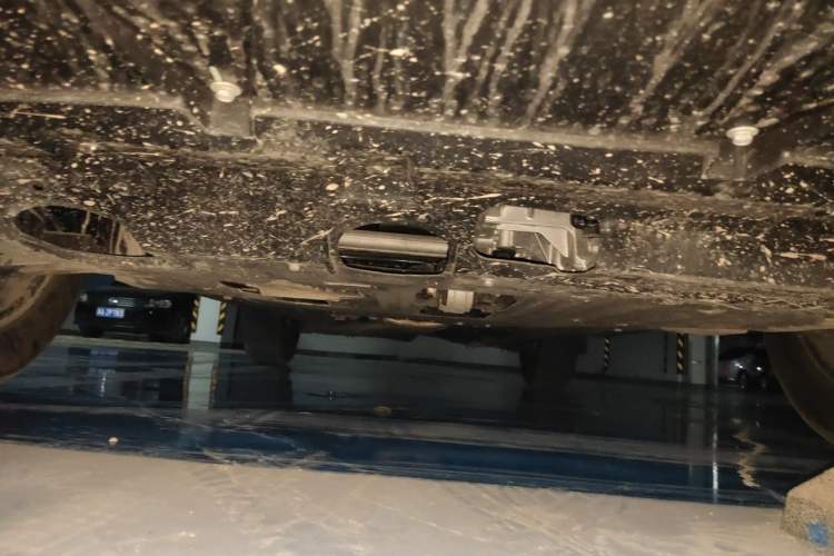 Used Haval H6 2024 1.5T Two-Wheel-Drive Classic Edition Chassis Front