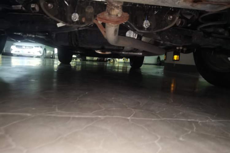 Used Haval H6 2024 1.5T Two-Wheel-Drive Classic Edition Chassis Rear