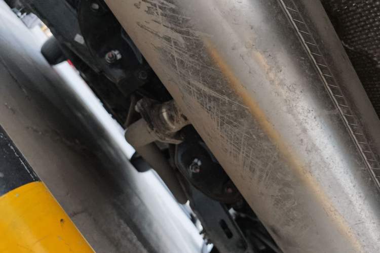 Used Haval H6 2024 1.5T Two-Wheel-Drive Classic Edition Chassis Rear