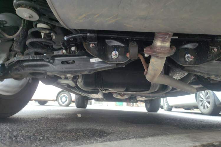 Used Haval H6 2024 1.5T Two-Wheel-Drive Classic Edition Chassis Rear