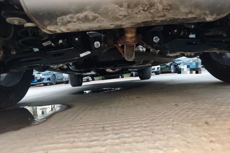 Used Haval H6 2024 1.5T Two-Wheel-Drive Classic Edition Chassis Rear