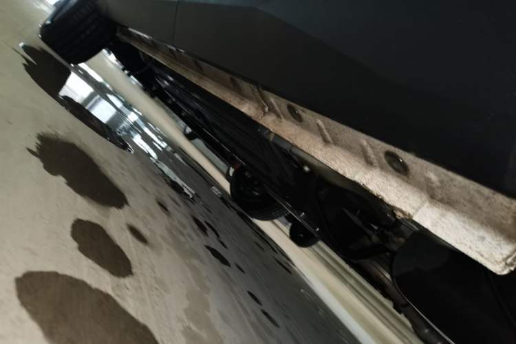 Used Haval H6 2024 1.5T Two-Wheel-Drive Classic Edition Chassis Rear Left