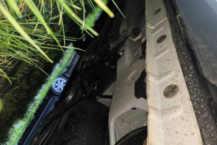 Used Haval H6 2024 1.5T Two-Wheel-Drive Classic Edition Chassis Rear Left