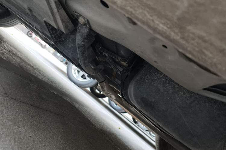 Used Haval H6 2024 1.5T Two-Wheel-Drive Classic Edition Chassis Rear Left