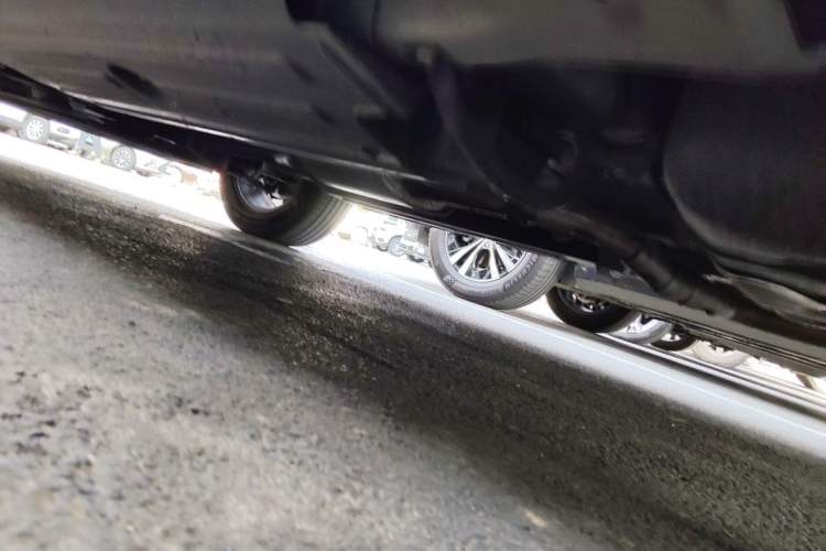 Used Haval H6 2024 1.5T Two-Wheel-Drive Classic Edition Chassis Rear Left