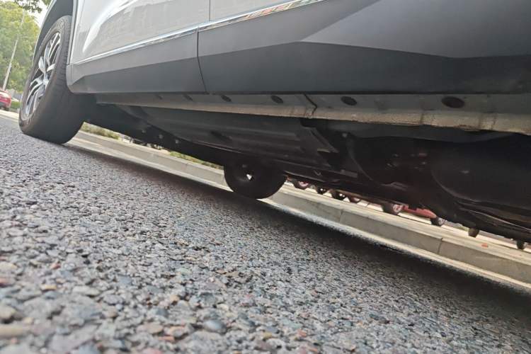 Used Haval H6 2024 1.5T Two-Wheel-Drive Classic Edition Chassis Rear Left